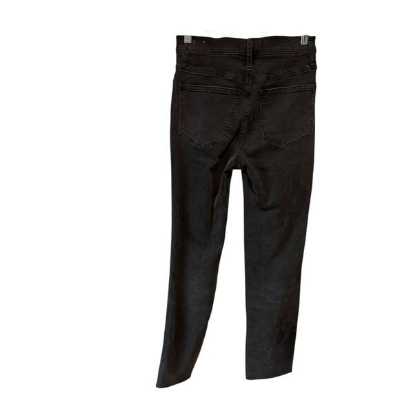 Madewell Stovepipe Jeans in Banberry Wash: Raw-Hem Edition - Picture 5 of 9